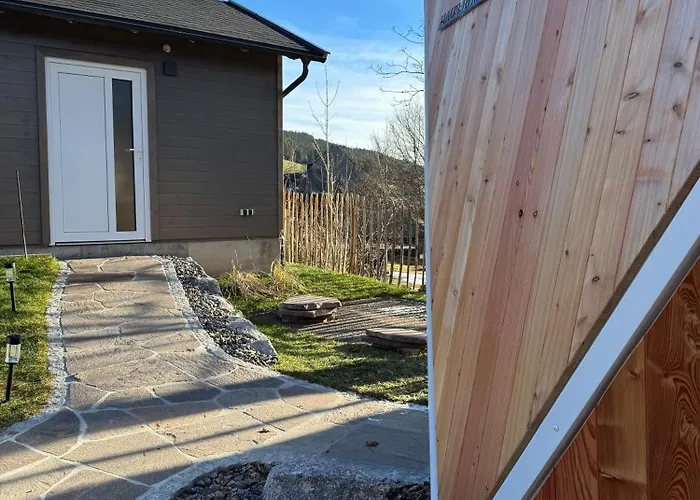 Hochfirst Ferienhaeuser * לנצקירש